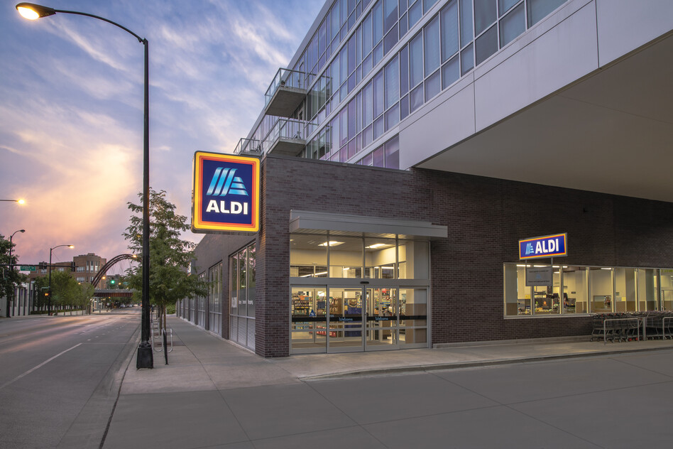 ALDI Store Exterior, Chicago